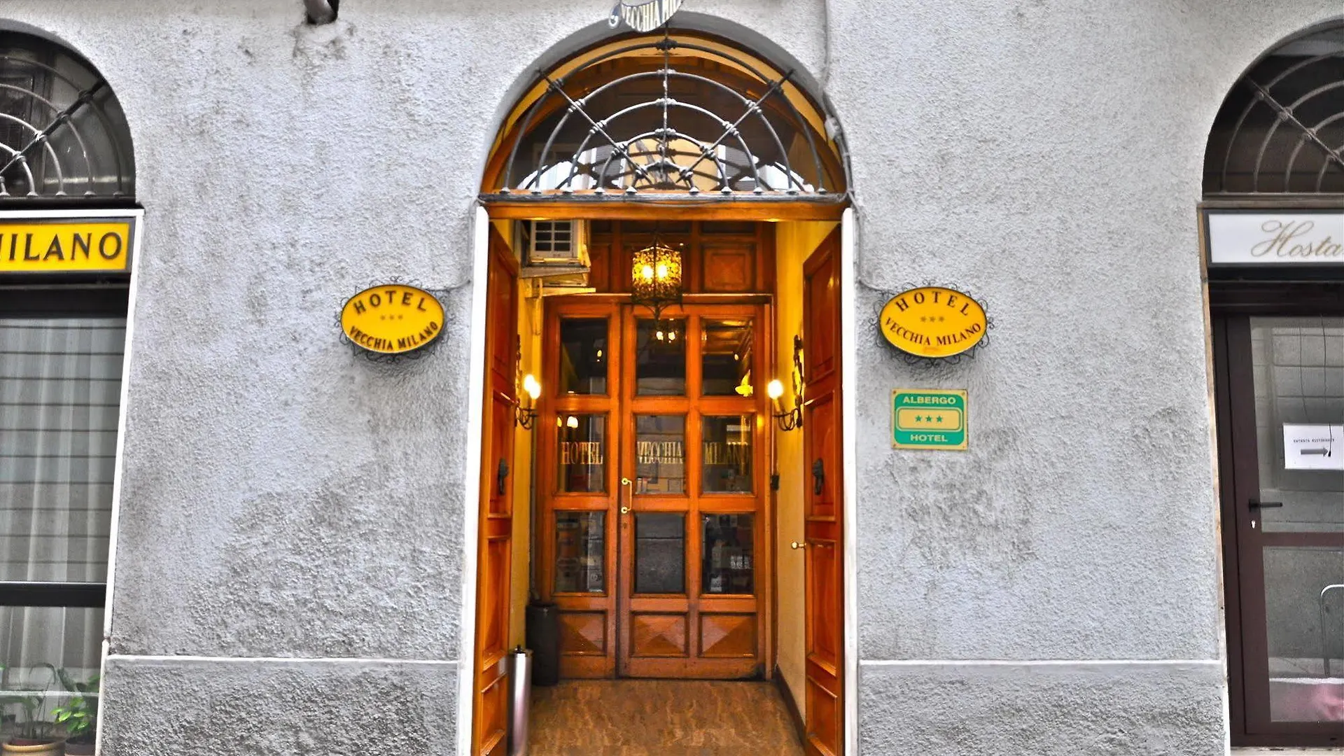 Hotel Vecchia Milano 3*, Milan
