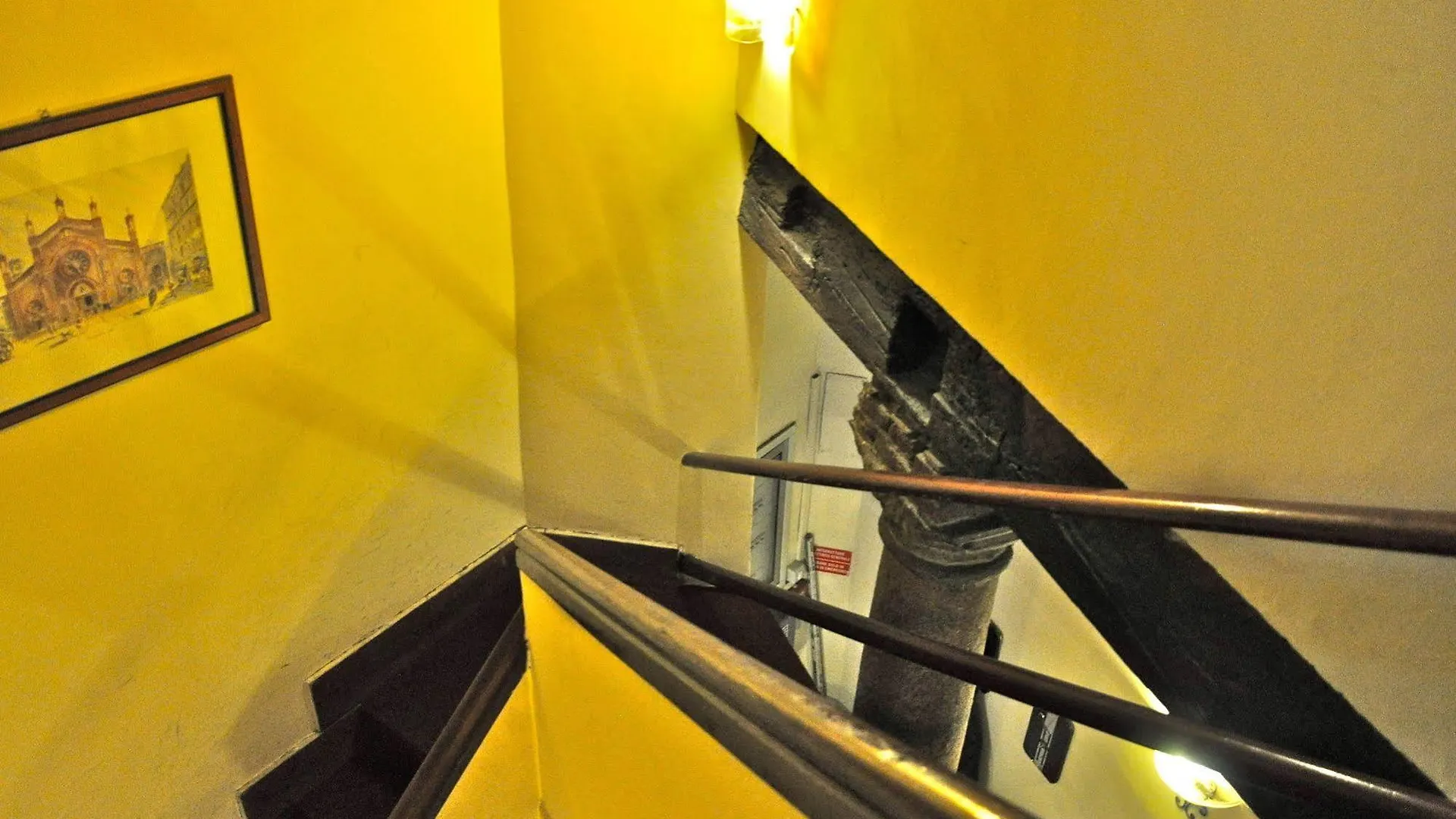 Hotel Vecchia Milano 3*, Milan Italy